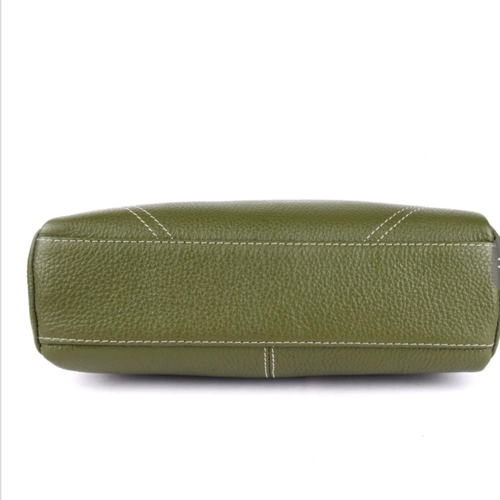 beautiful and classy ladies handbag