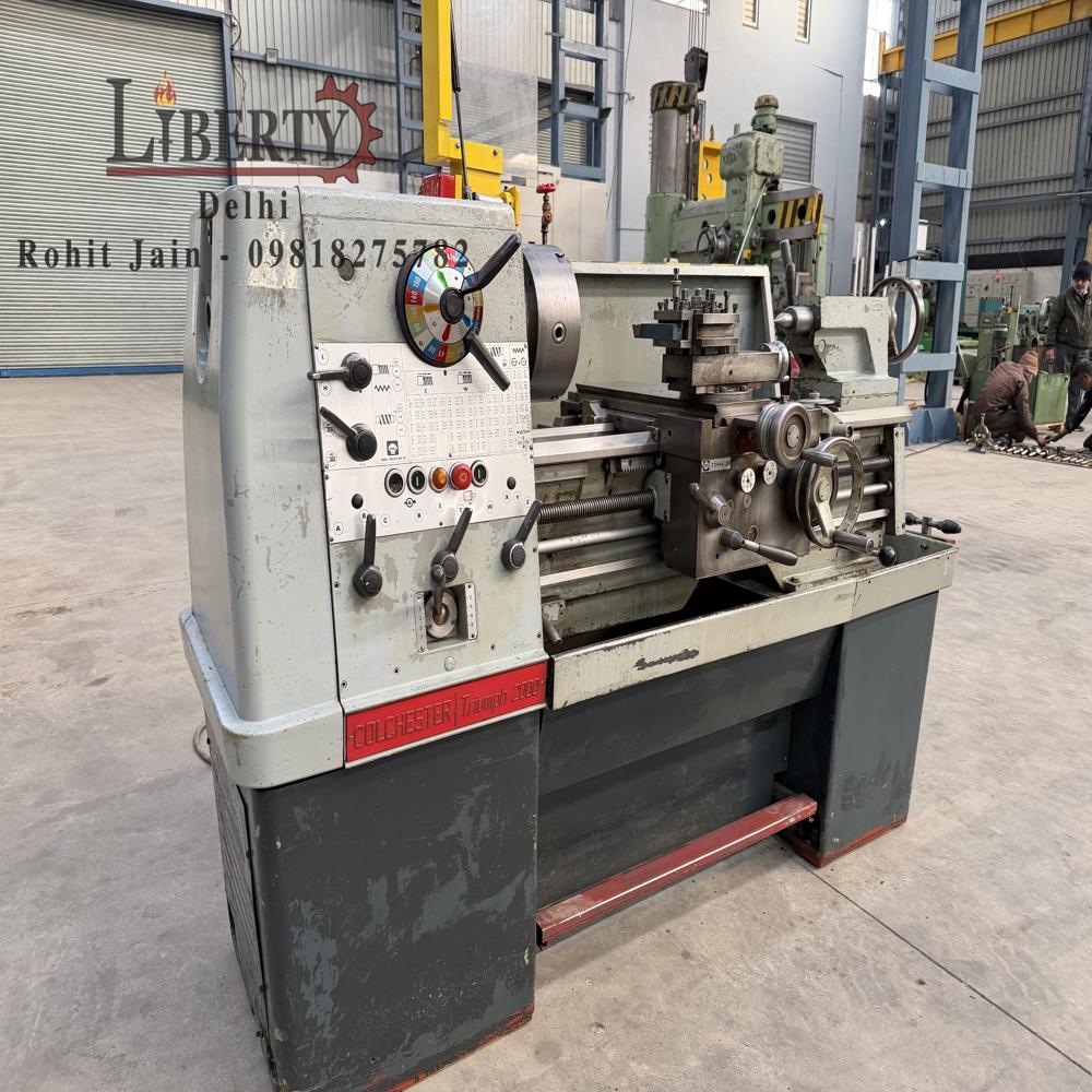 Colchester Triumph 760 mm Length Gap-Bed Lathe Machine