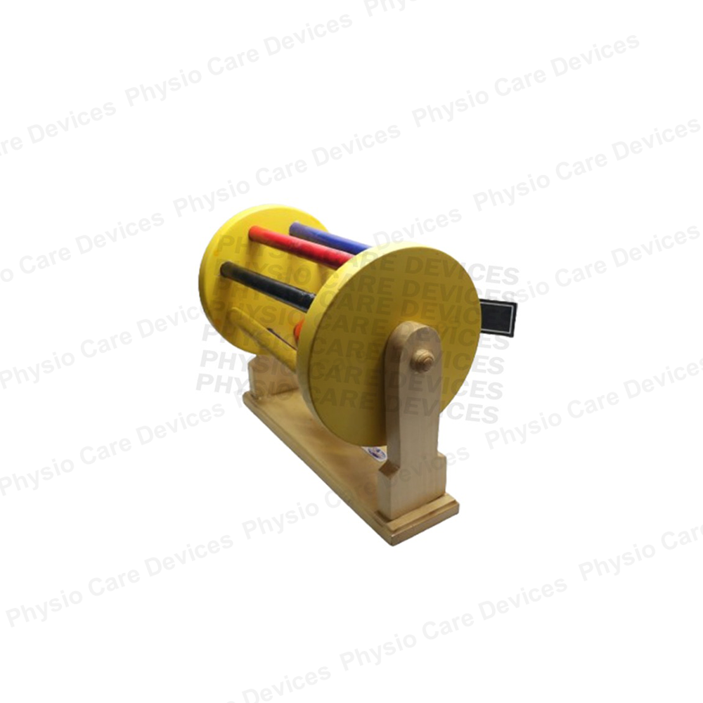 Rotating Drum With Balls - Color: Yellow