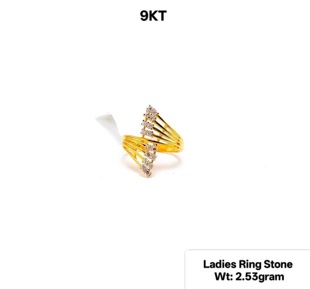 38% New Design Gold Ladies Ring Stone