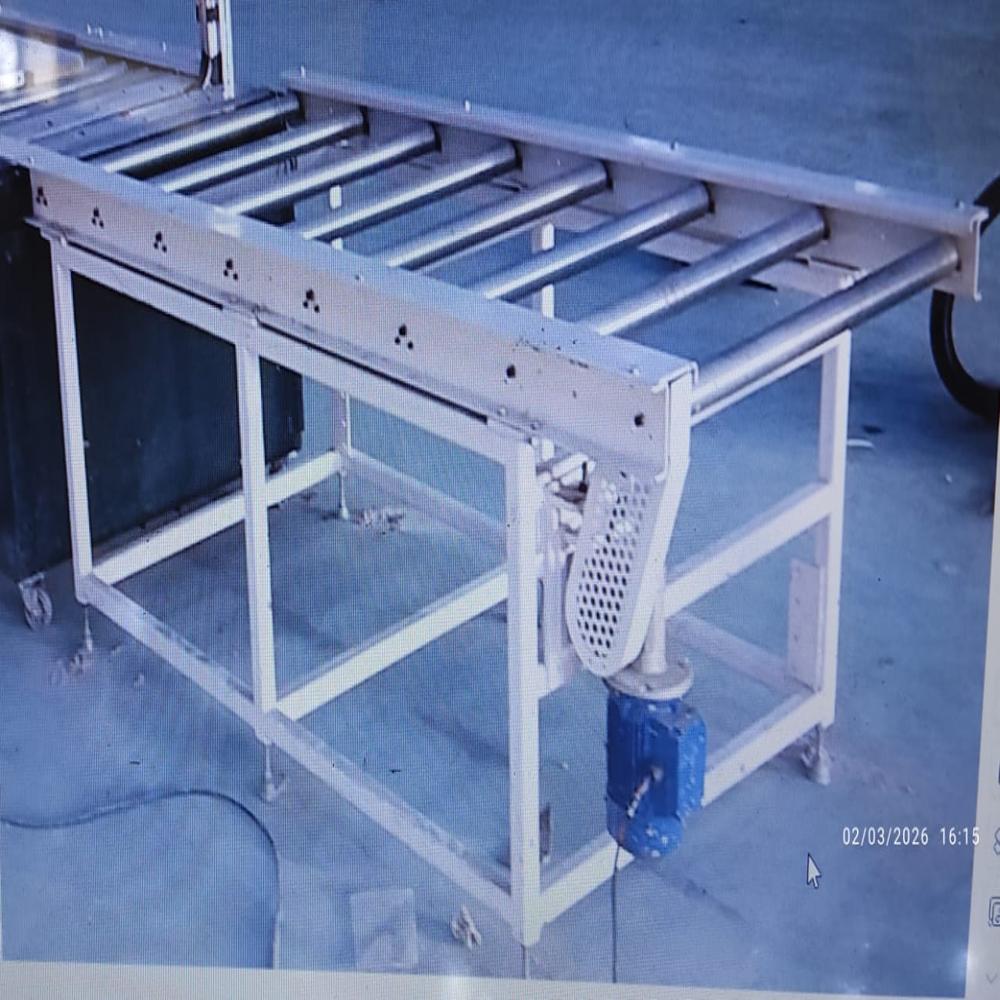 Industrial Roller Conveyor - Length: 15-25  Meter (m)