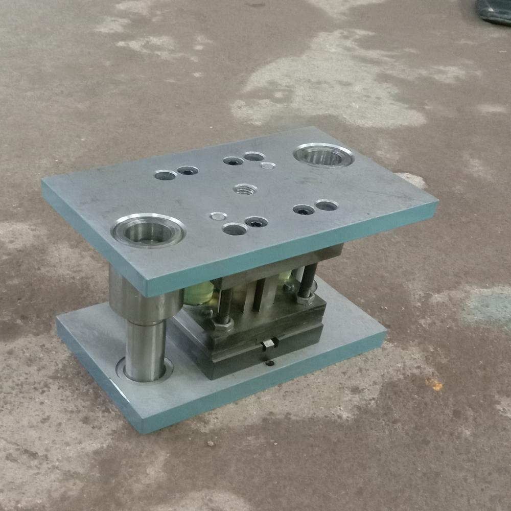 Modular Box Clip Dies - Color: Silver