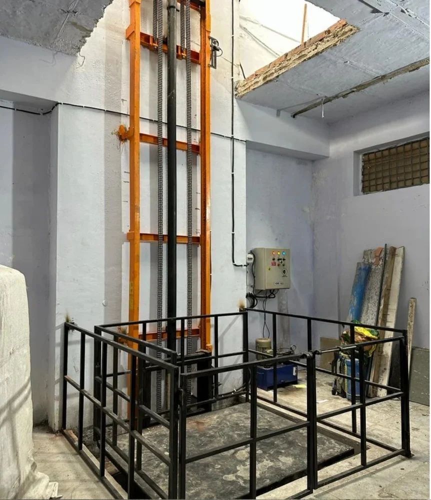 Goods Cum Passenger Elevator