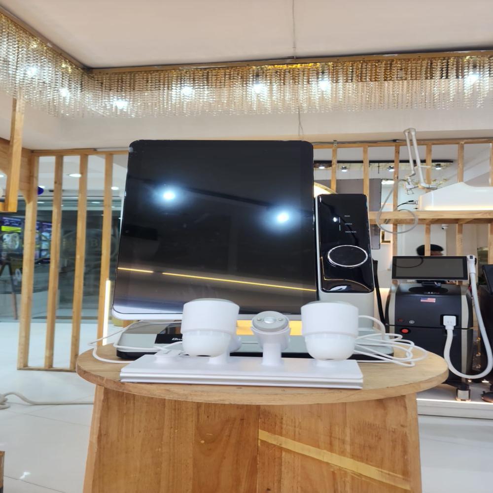 SKIN ANALYSIS MACHINE