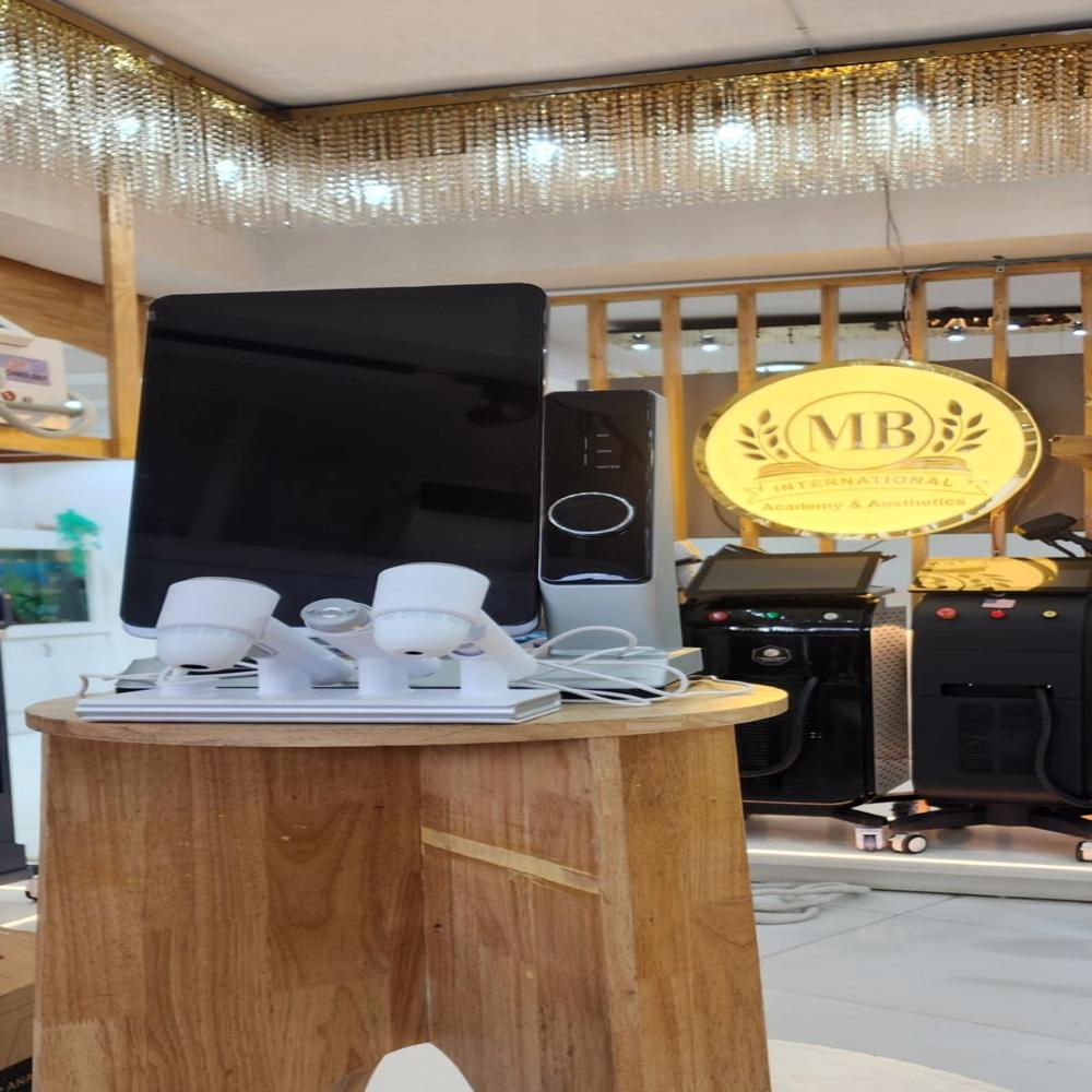 SKIN ANALYSIS MACHINE