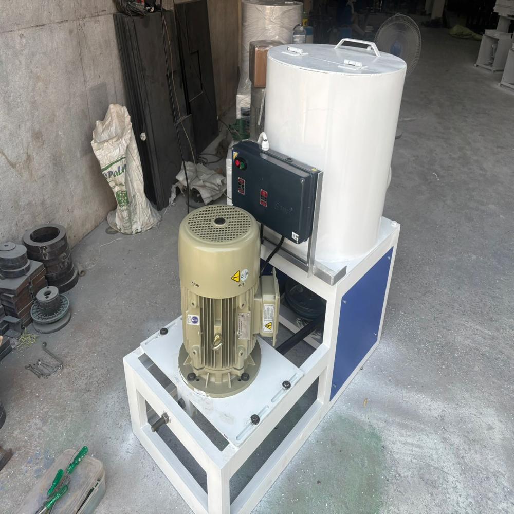 Granules Mixing Machine - Feature: Simple Control