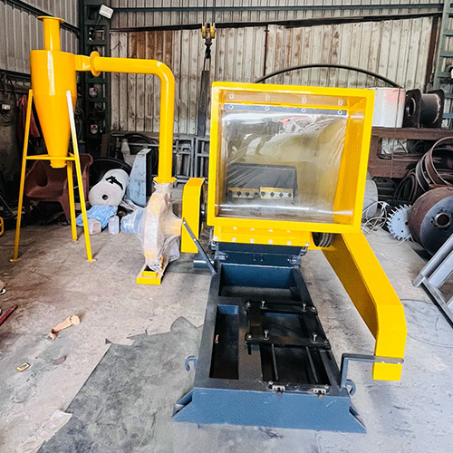 Pvc Sheet And Wpc Door And Wall Spilling Scrap Grinder Machine