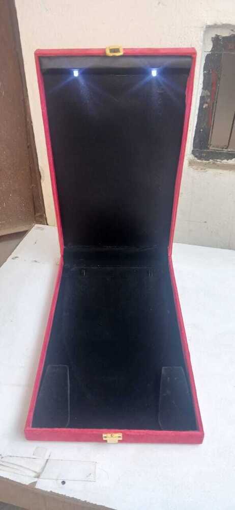 Heavy Large Rani Harr Box - Color: Red