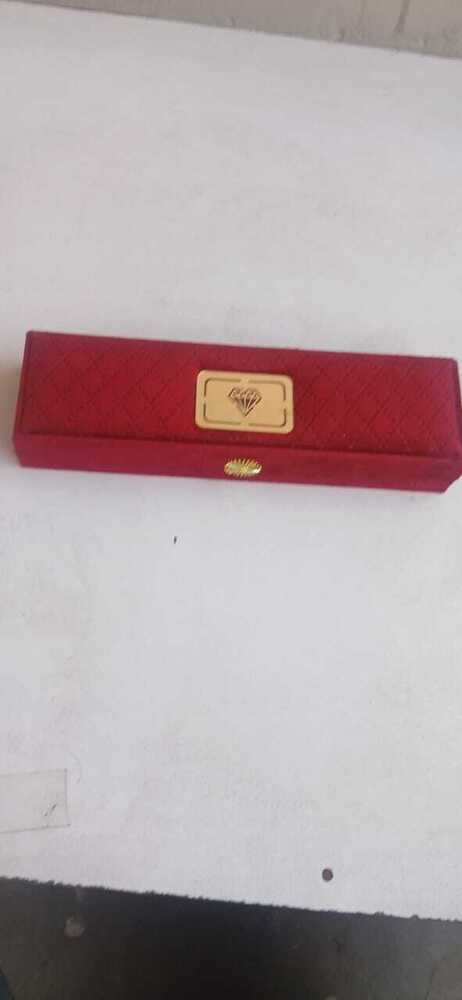 Small ,Fine, Neacklace box