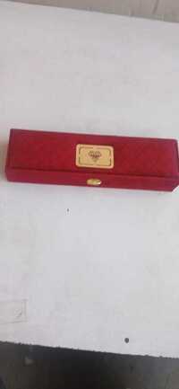 Small ,Fine, Neacklace box