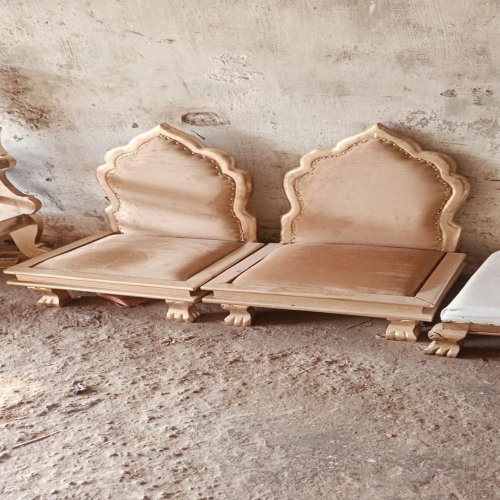 Wedding Mandap Chair Furniture - Capacity: 23 Kg