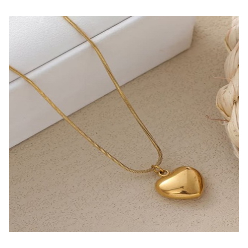 Elara Heart Pendant