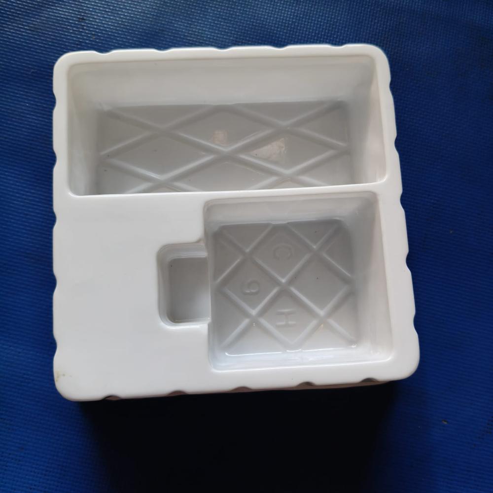 Charger bliester packaging