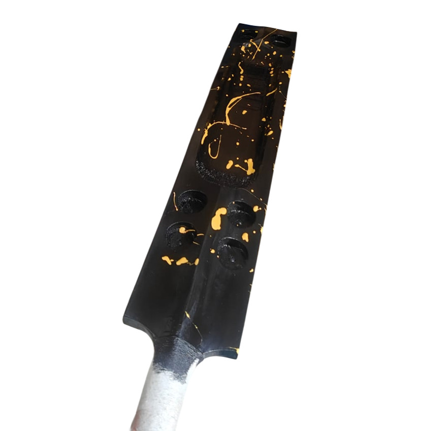 Customized Kashmiri Willow Tennis Cricket Bat - Features: Lightweight