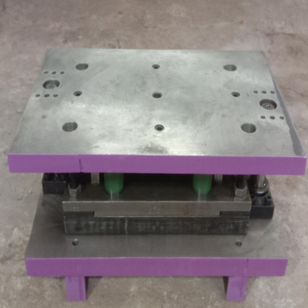 Sheet Metal Components Die - Capacity: 50 Ton