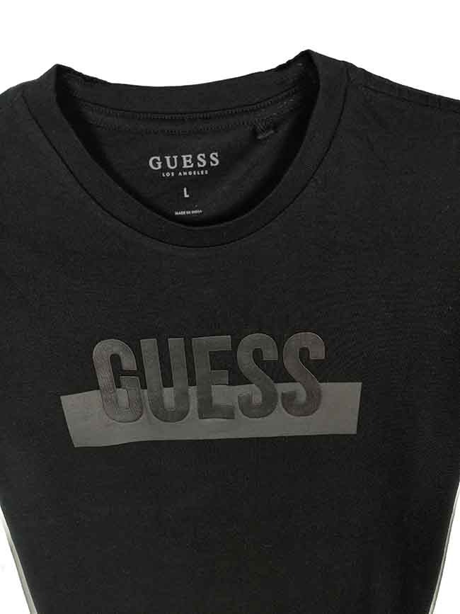 M11529 GUESS Mens Printed n Embossed T-Shirts