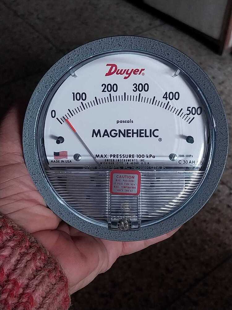 Magnehelic : Differential Pressure Gauge In Olpad Industrial Estate Surat Gujarat