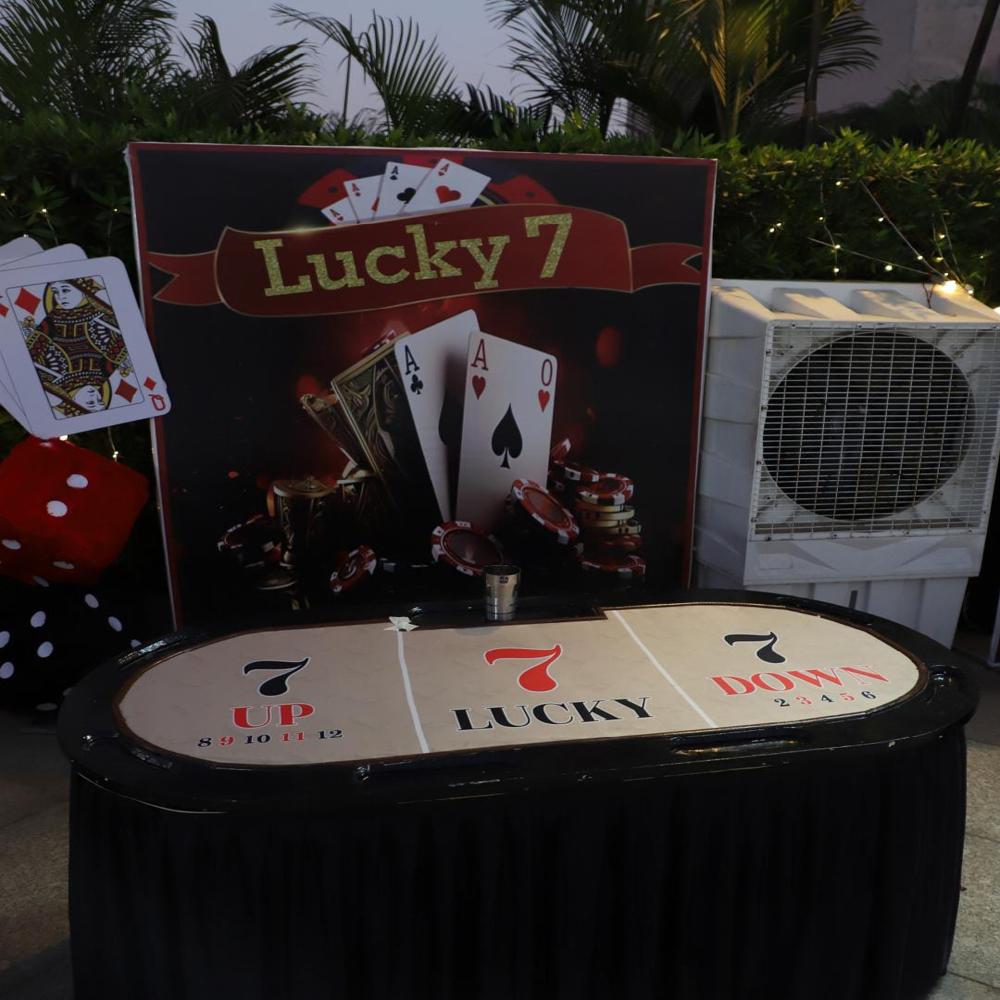 Casino Table Lucky 7 for Parties & Events