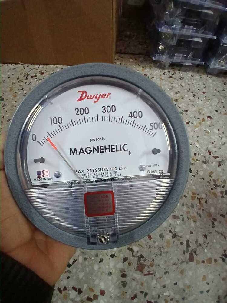 Magnehelic : Differential Pressure Gauge In Kotda Sangani Industrial Area Rajkot Gujarat