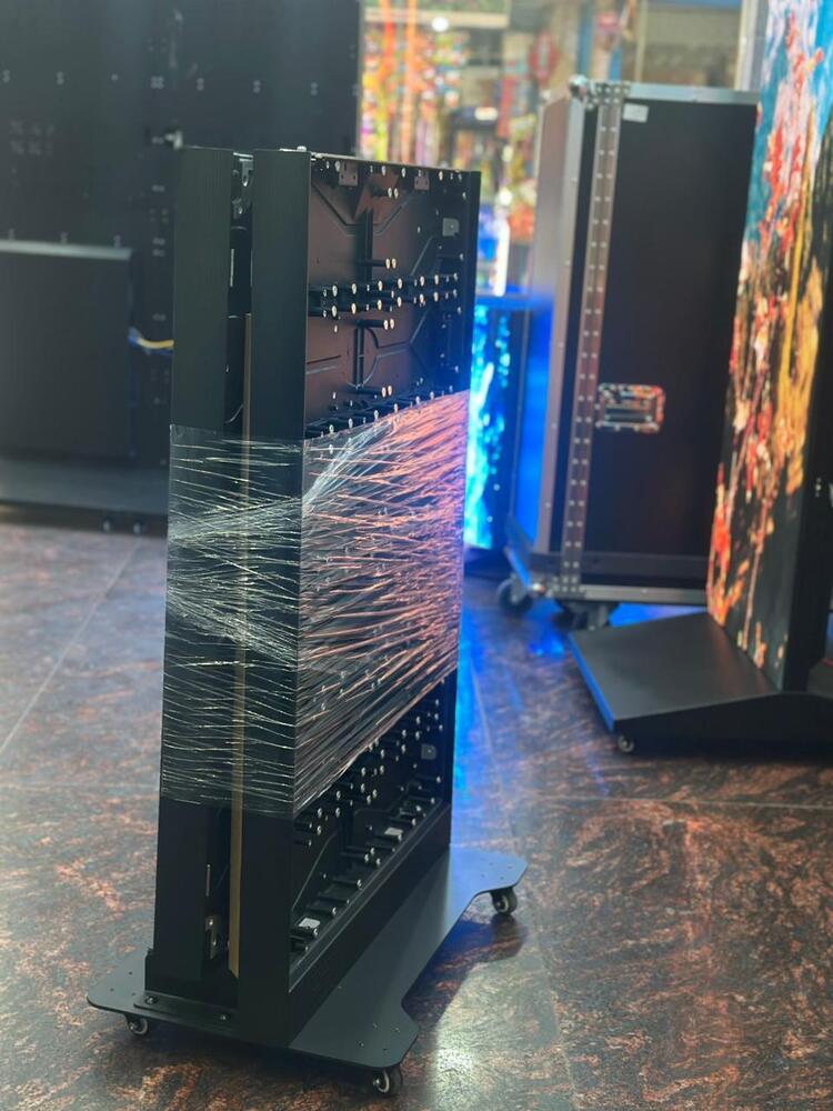 Foldable Indoor Standy For Led Video Wall