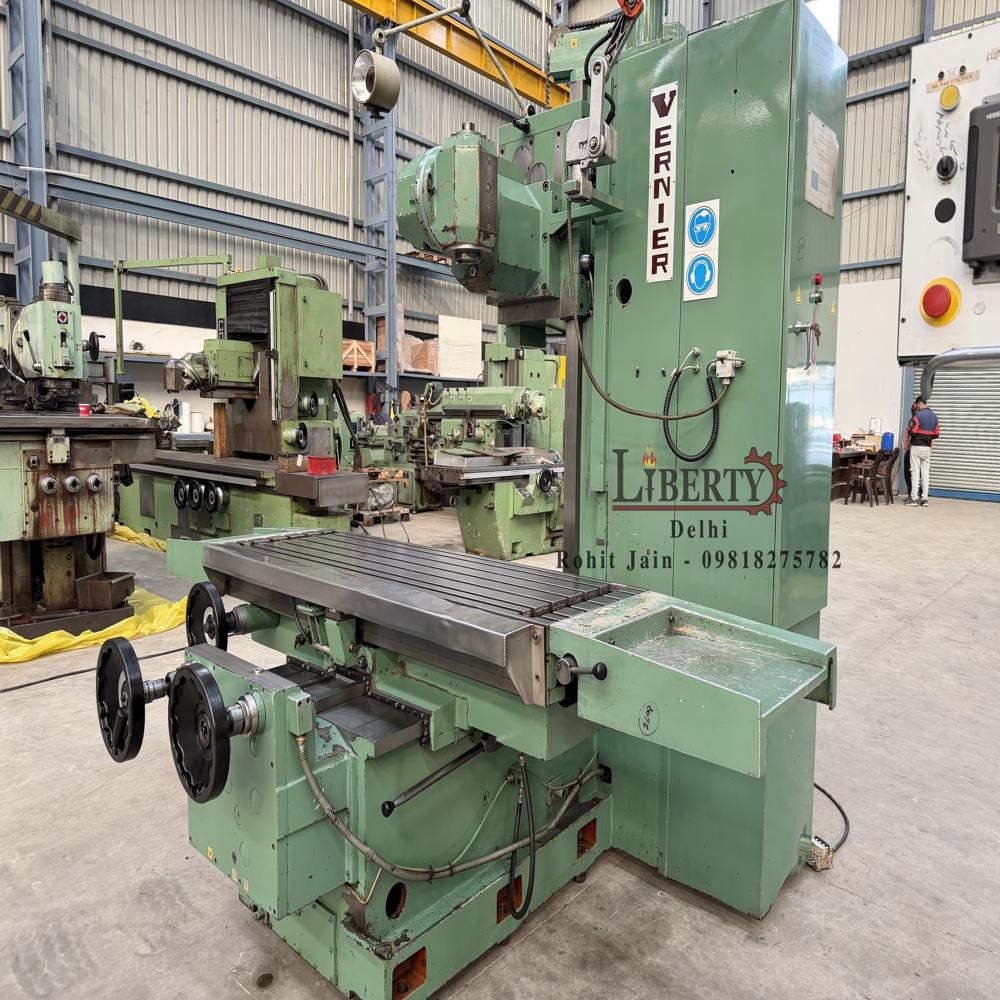 Vernier France DB-520 1600 mm x 500 mm Bed type Milling Machine