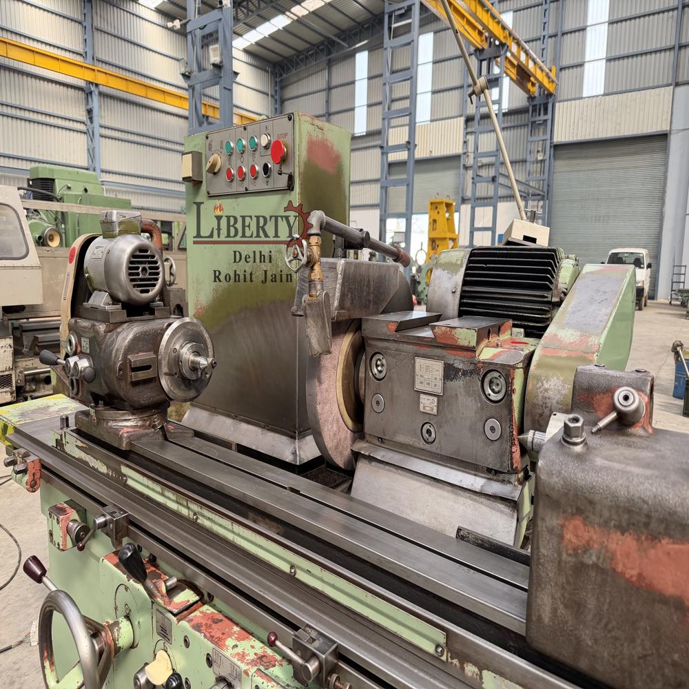 TOS Czech 2Ud P2  750 mm Cylindrical Grinder Machine