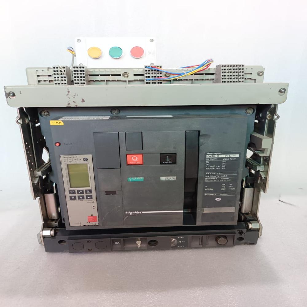Air Circuit Breaker(ACB) NW40H1Schneider 220V AC
