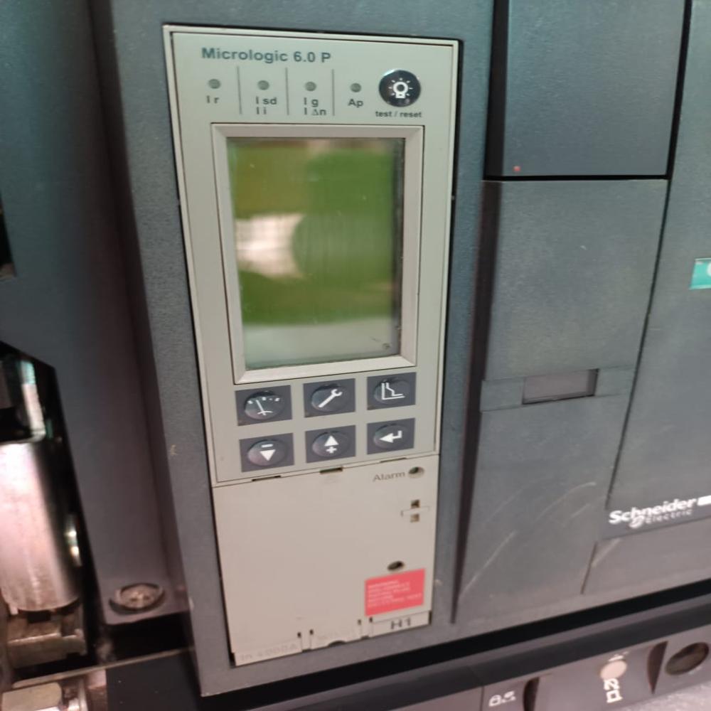 Air Circuit Breaker(ACB) NW40H1Schneider 220V AC