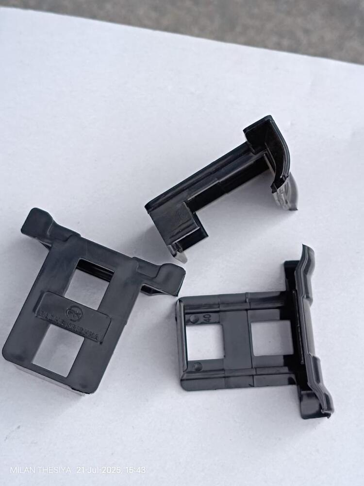 Solar Water Drain Clip