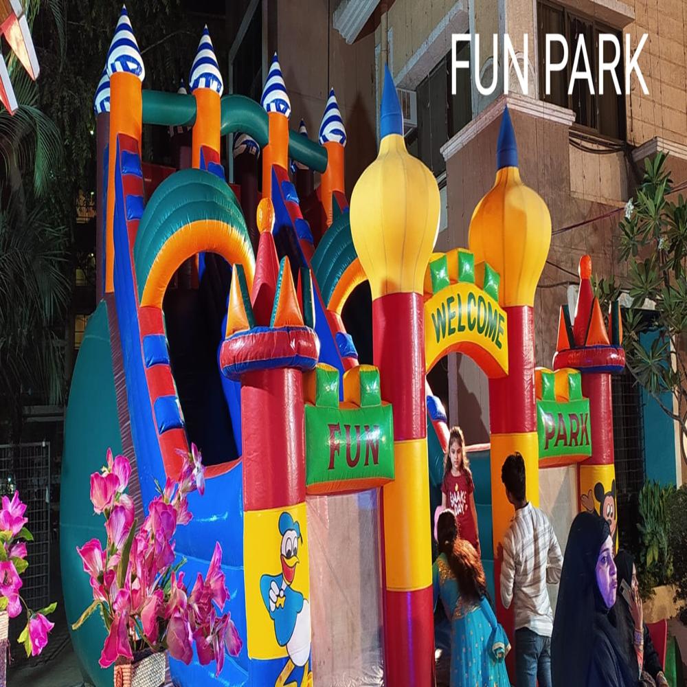 Bungee Z Foam Machine Bouncy for Parties & Events