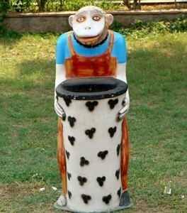 FRP Monkey Dustbin
