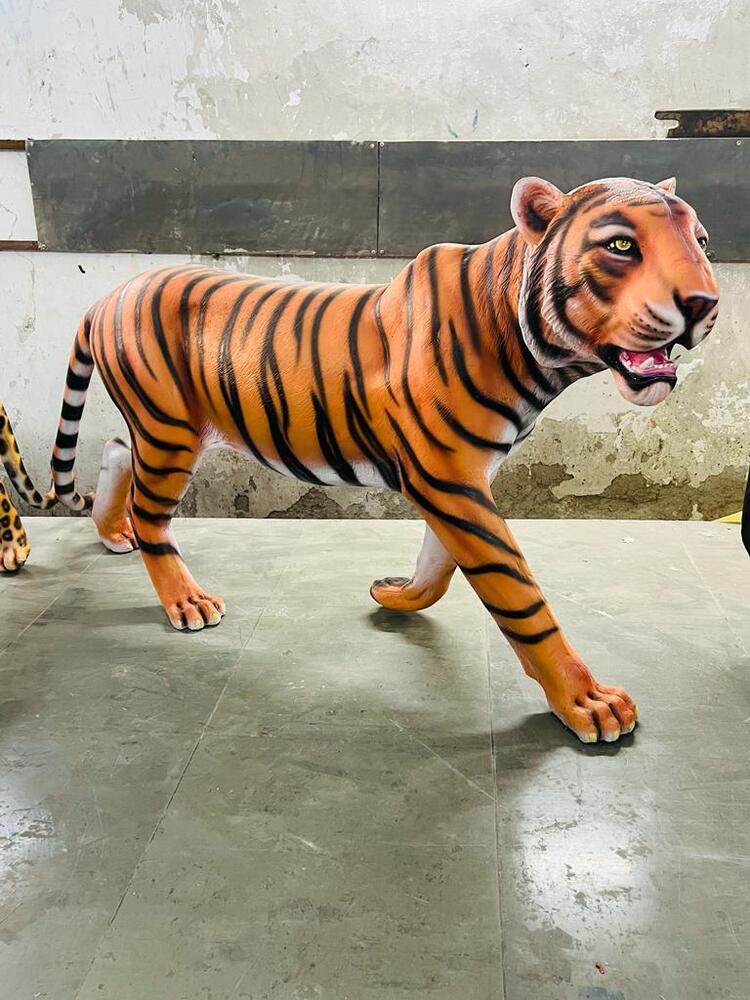 FRP Tiger Statue