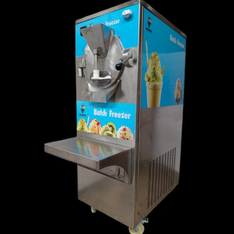 Natural Ice Cream Making Machine - Color: Stainless Steel (Silver)