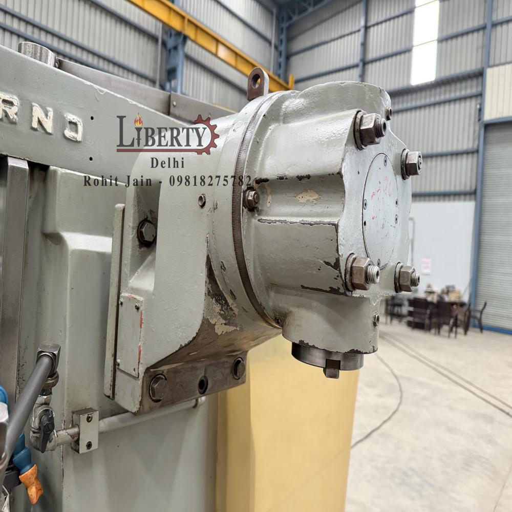 Arno Nomo Italy Universal Milling Machine