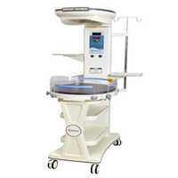 RADIANT BABY WARMER WITH CRUDLE