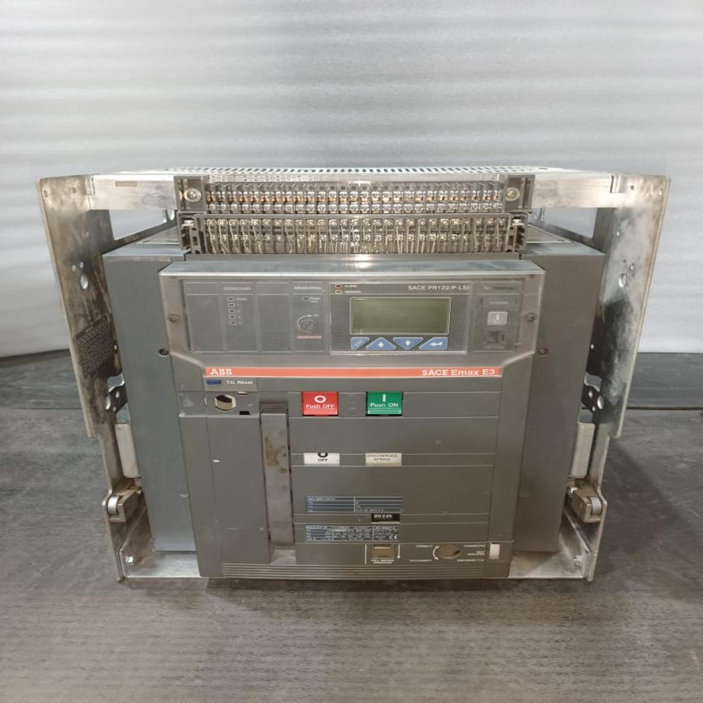 Air Circuit Breaker(acb) Sace Emax E3 Abb Amp 2000 - Frequency: 50/60 Hertz (hz)