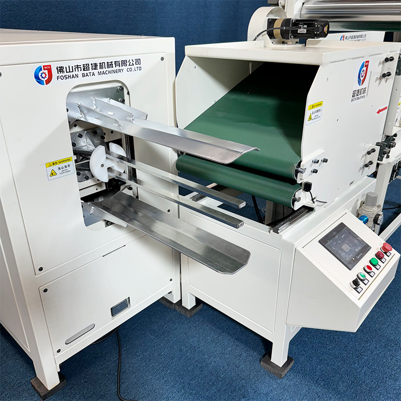 pillow and quilt rolling packing machine