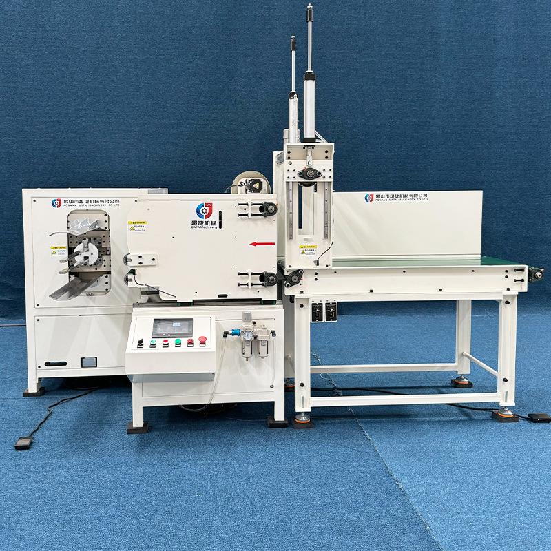 pillow and quilt rolling packing machine