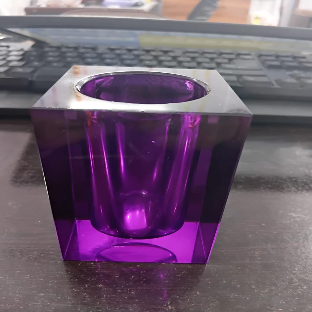 crystal pen stand