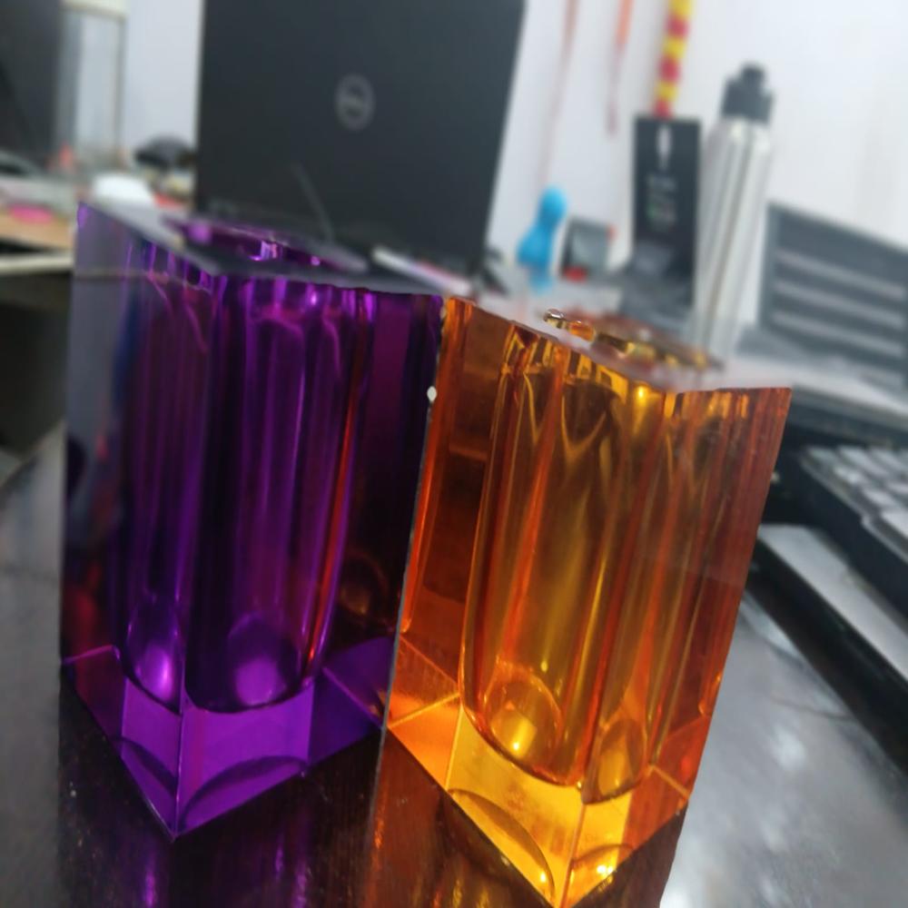crystal pen stand