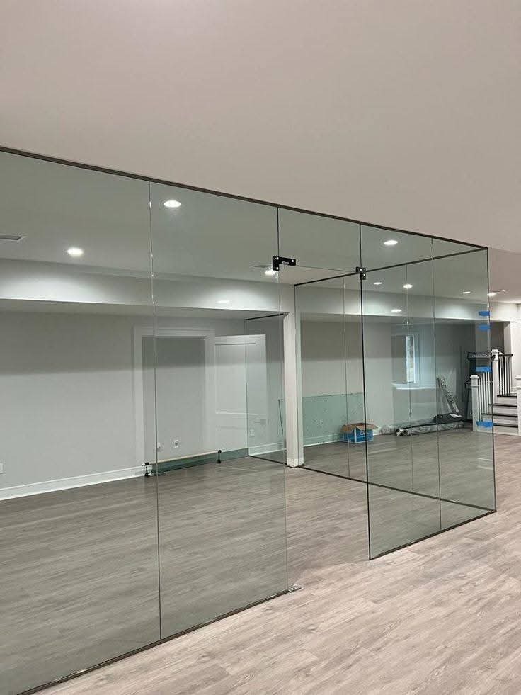 12mm Fixed Toughened Glass Door