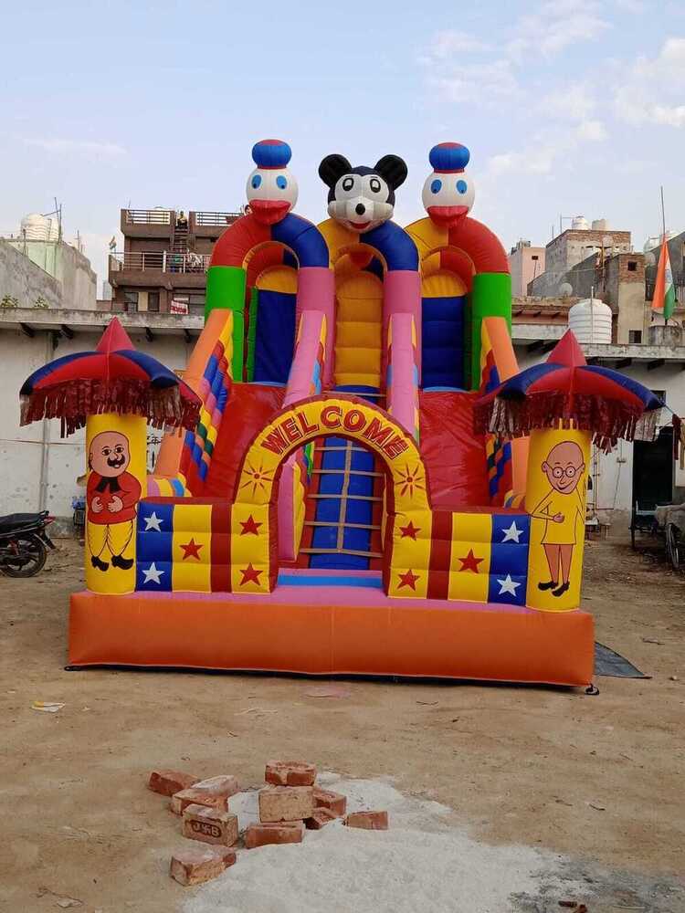 Inflatable Jumping Bouncing Castles - Color: Multi-color (Red