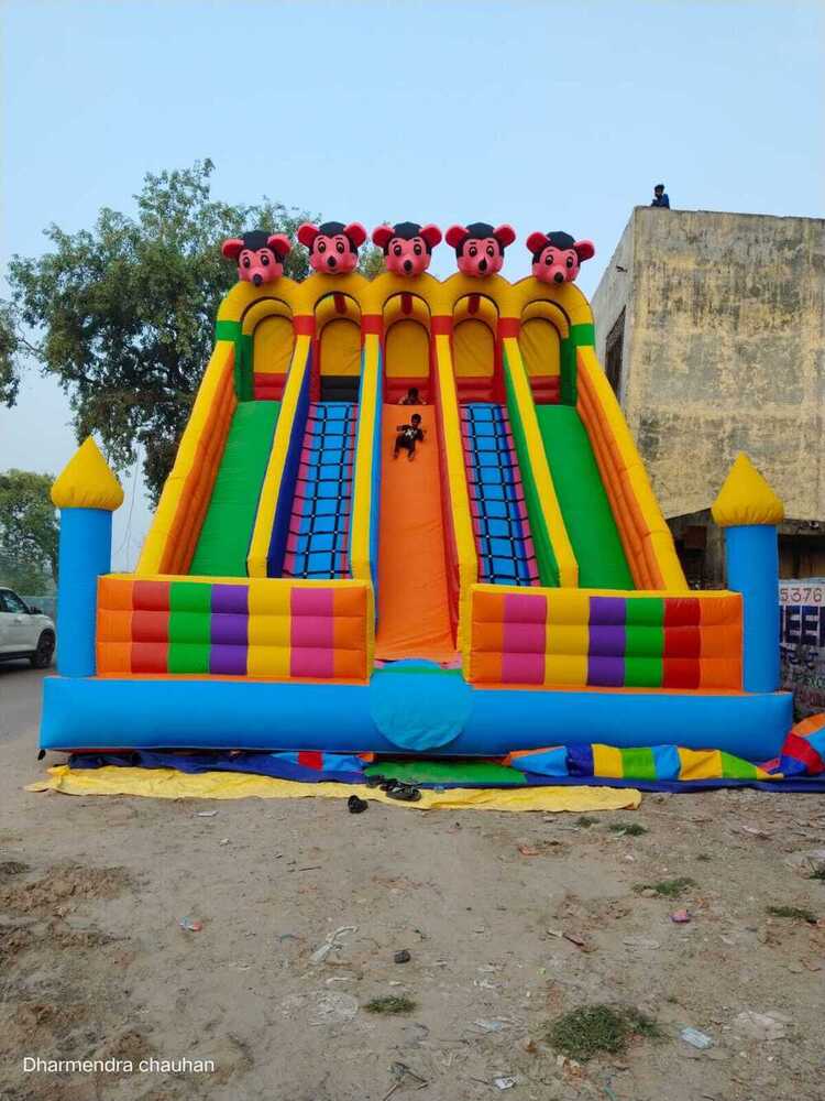 Inflatable Jumping Bouncing Castles - Color: Multi-color (Red