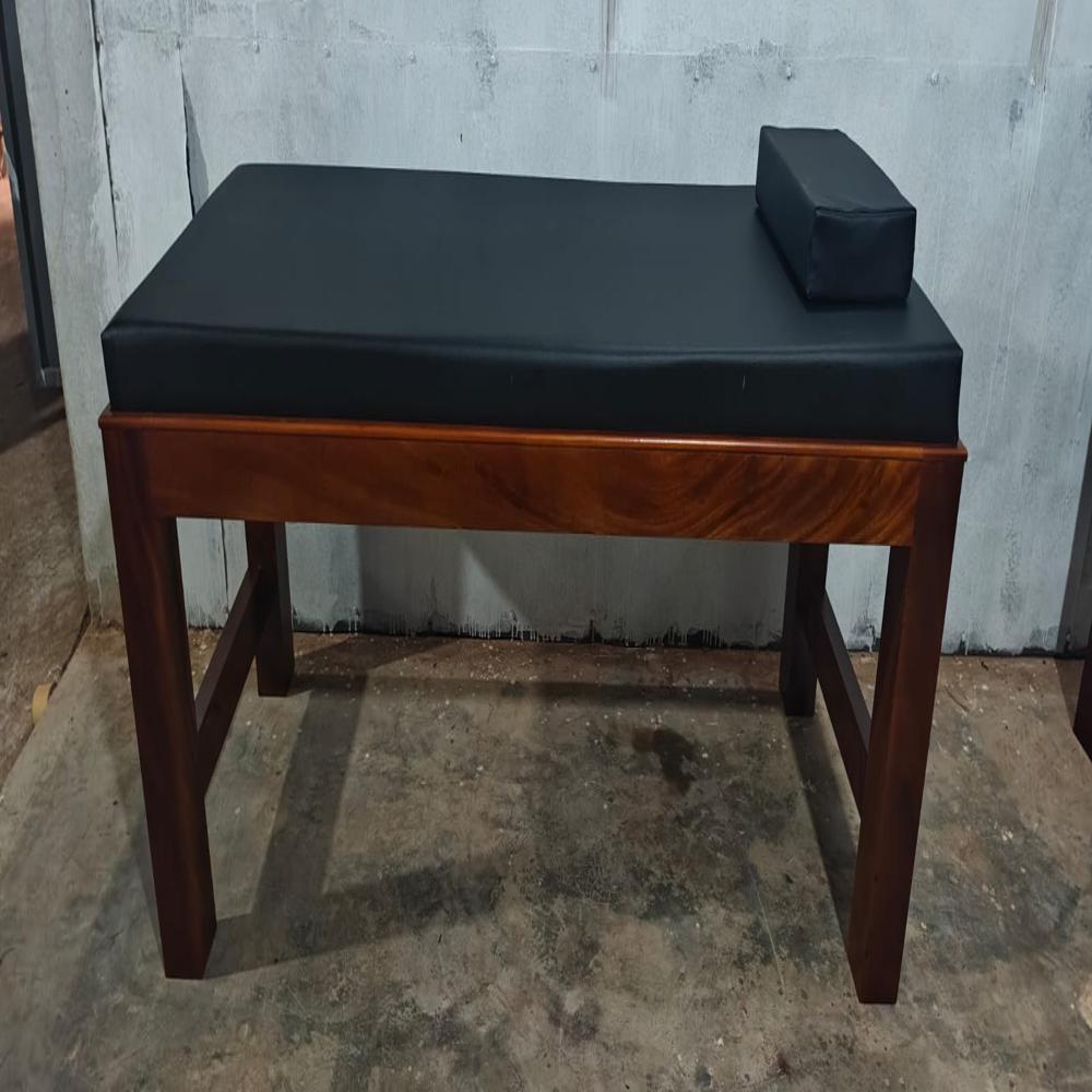 Spa Bed - Color: Brown