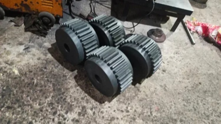 Spur Gears - Steel, Helical Tooth Profile | Forged Precision Engineering