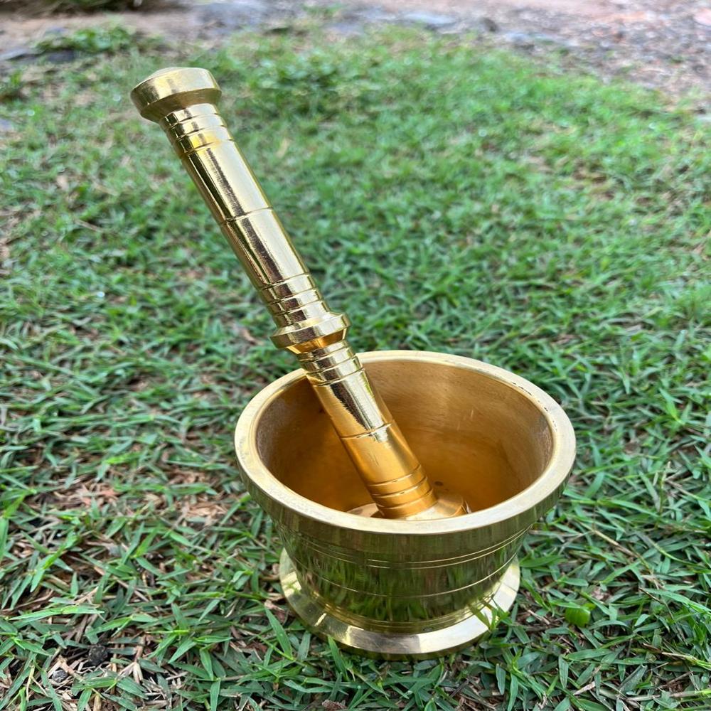 AJ113A-MORTOR AND PESTLE BRASS