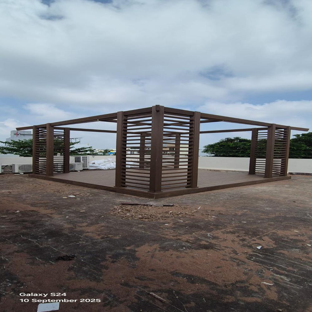 Bali hut, tiki bar, rooftop lounge, garden pergola , gazebos