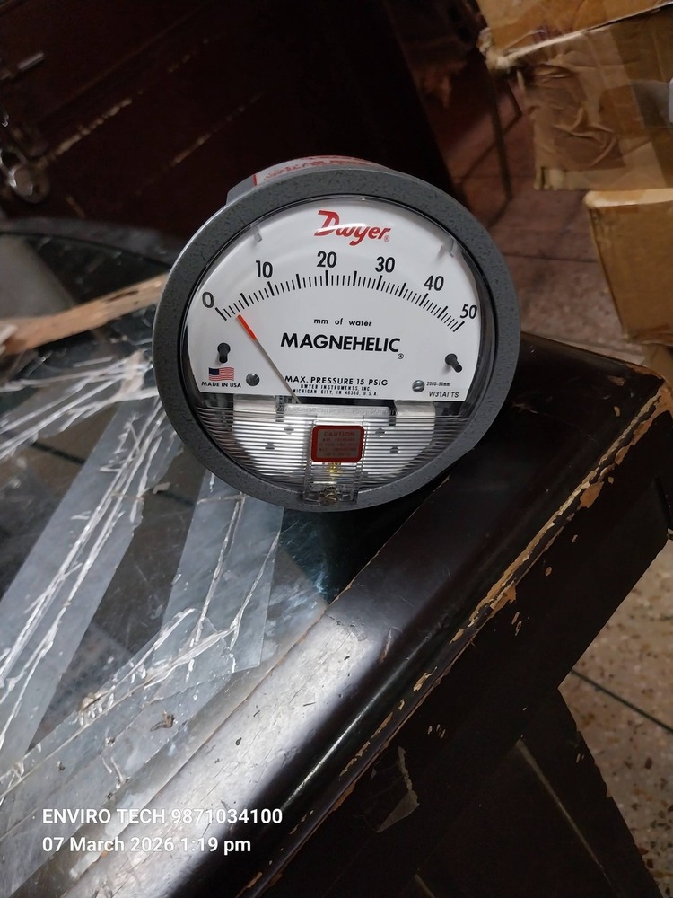 Magnehelic : Differential Pressure Gauge In Khambat Industrial Area Anand Gujarat
