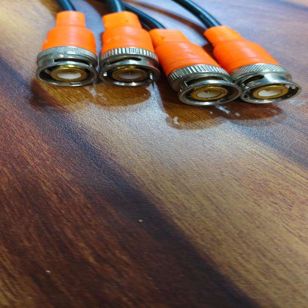 Copper Cctv Bnc Connector - Color: Black And Red