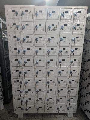 Mobile locker 60 locker